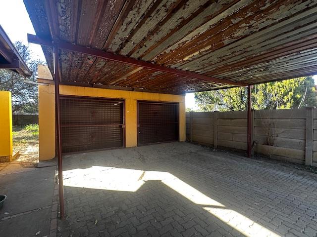 3 Bedroom Property for Sale in Pellissier Free State